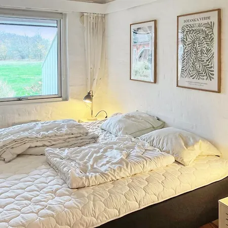 Niyazi - 6km From The Sea By Interhome *