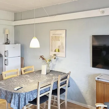 Lägenhet Niyazi - 6km From The Sea By Interhome *